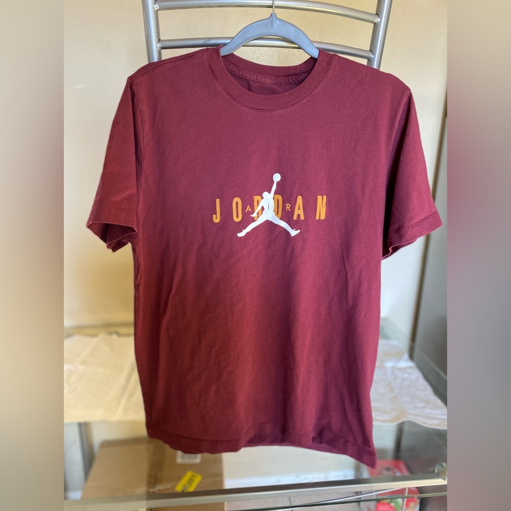 Jordan maroon tshirt, size large